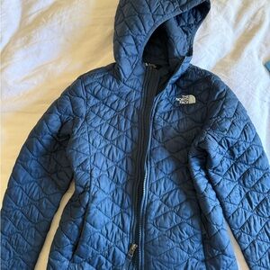 The North Face Navy Quilted Hooded Jacket - Girls